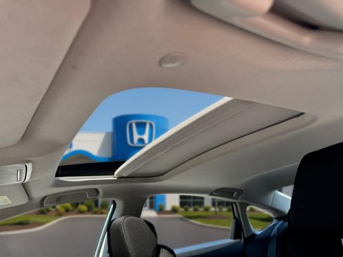 Used 2025 Honda Accord SE image 15