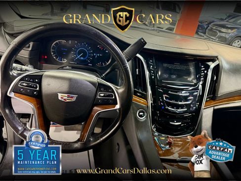 Used 2017 Cadillac Escalade Luxury image 10