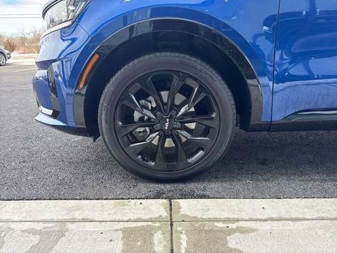 Used 2023 Kia Sorento SX image 8