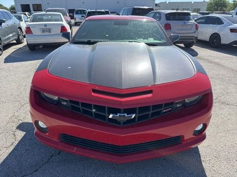 Used 2010 Chevrolet Camaro SS w/ RS Package RWD image 10