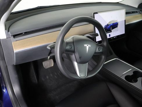 Used 2023 Tesla Model 3 Standard Range RWD image 32