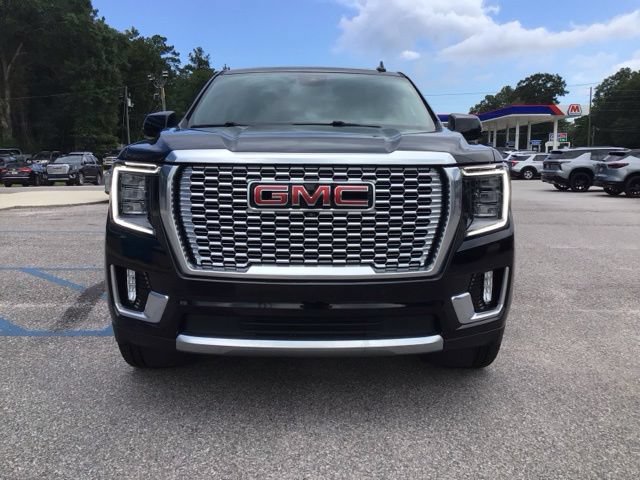 Used 2024 GMC Yukon Denali w/ LPO, Floor Liner Package AWD/4WD image 10