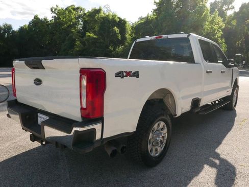Used 2024 Ford F350 XLT AWD/4WD image 6