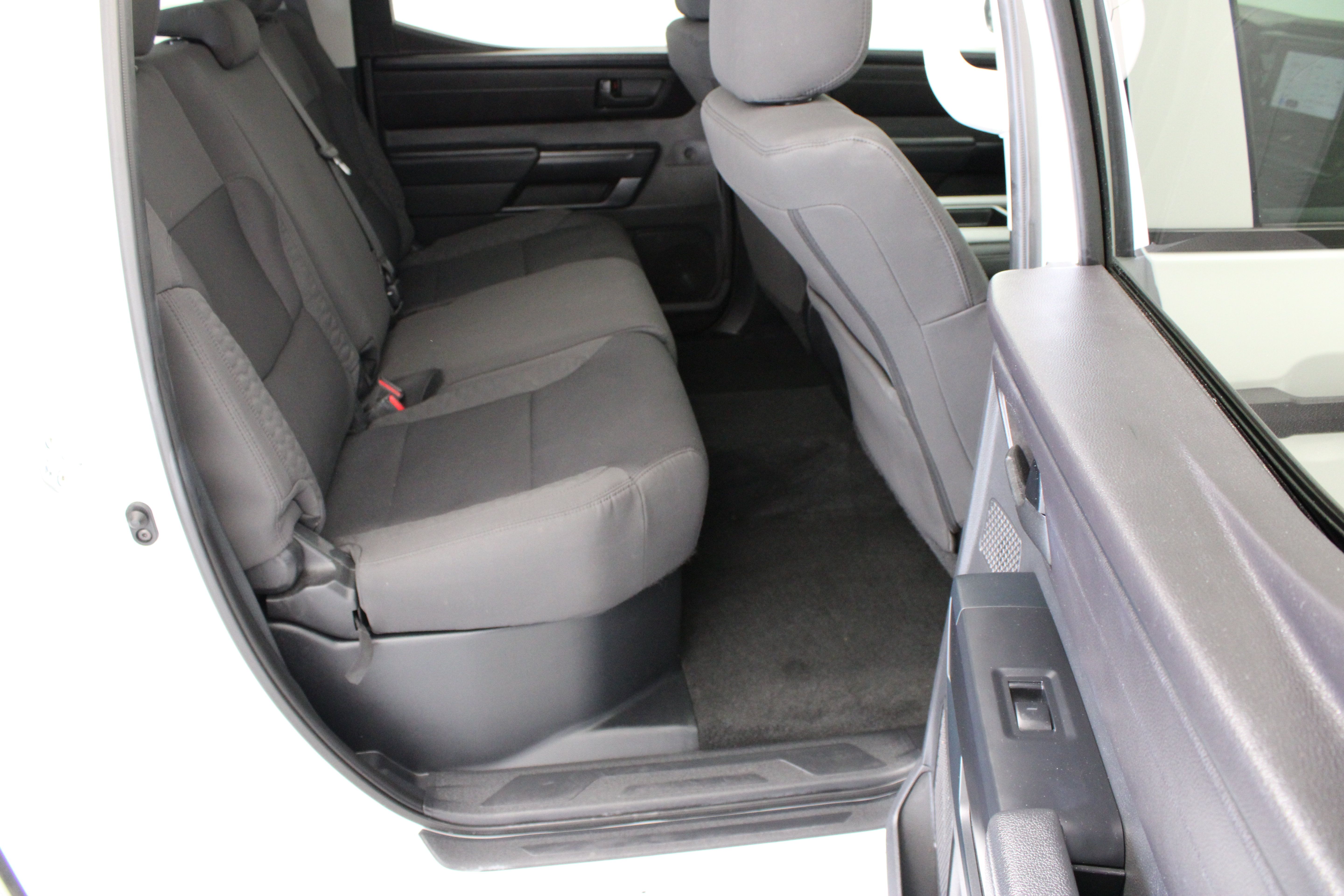 Used 2024 Toyota Tundra SR w/ SR Tow Package AWD/4WD image 33