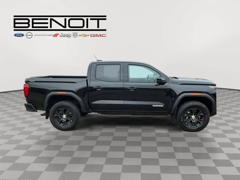 Used 2024 GMC Canyon Elevation w/ Convenience Package AWD/4WD image 5