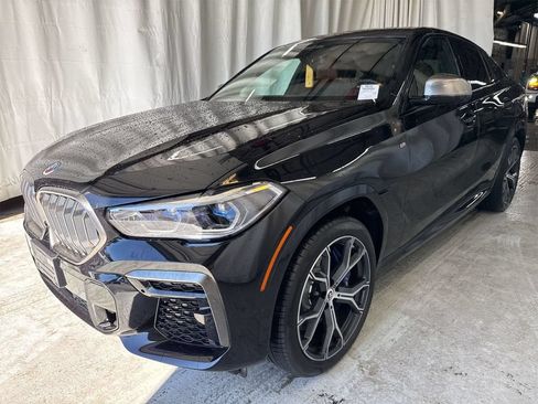 Used 2023 BMW X6 M50i AWD/4WD image 2