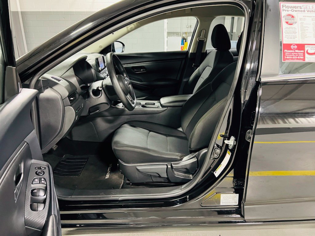 Used 2025 Nissan Sentra S FWD image 20