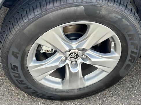 Used 2023 Toyota RAV4 LE image 17