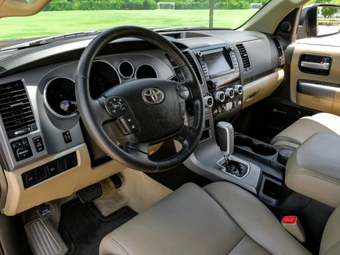 Used 2011 Toyota Sequoia Limited RWD image 2