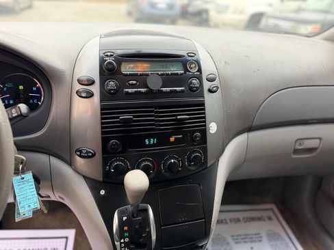 Used 2007 Toyota Sienna LE image 17