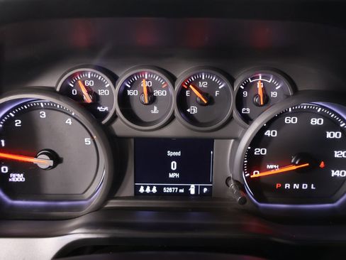 Used 2024 Chevrolet Silverado 2500 W/T w/ WT Convenience Package image 4