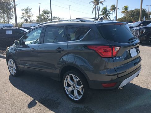Used 2019 Ford Escape Titanium image 7