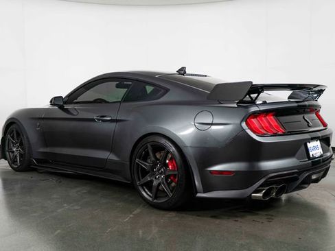 Used 2020 Ford Mustang Shelby GT500 w/ Carbon Fibre Track Pack RWD image 6