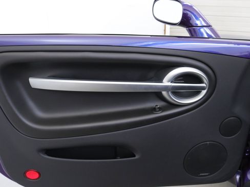 Used 2003 Chevrolet SSR w/ Preferred Equipment Group image 39