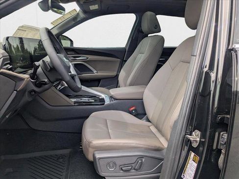 New 2025 Audi Q5 Premium Plus image 4