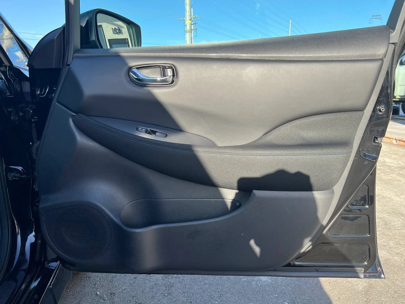 Used 2024 Nissan Leaf S FWD image 24