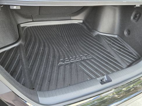 Certified 2023 Honda Accord EX image 13