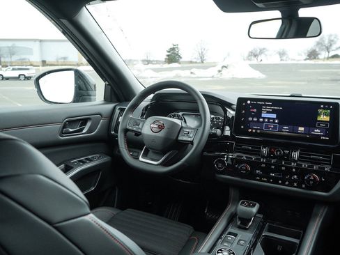 New 2026 Nissan Pathfinder Rock Creek AWD/4WD image 15