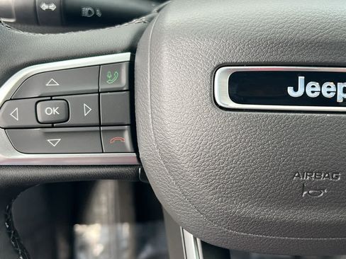 New 2026 Jeep Compass Limited image 19