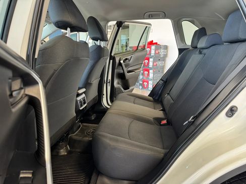 Used 2023 Toyota RAV4 LE AWD/4WD image 20