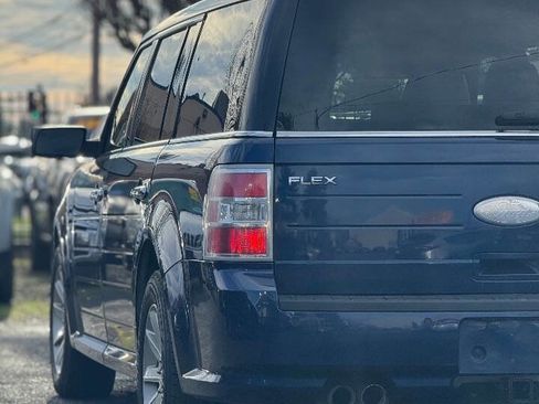 Used 2012 Ford Flex SEL w/ Equipment Group Order Code image 6