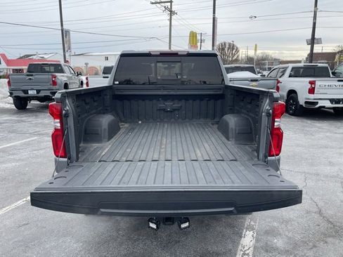 Used 2021 Chevrolet Silverado 1500 LT Trail Boss w/ Convenience Package II image 8