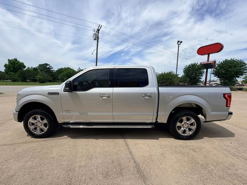 Used 2017 Ford F150 XLT w/ Equipment Group 302A Luxury RWD image 2