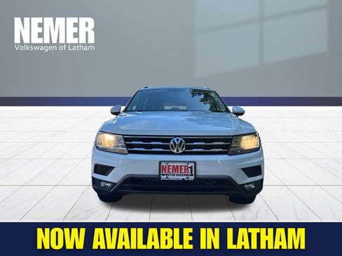 Used 2018 Volkswagen Tiguan SE AWD/4WD image 6