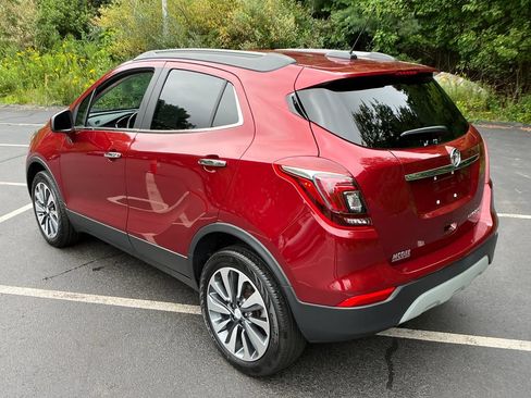 Used 2022 Buick Encore Preferred w/ Safety Package AWD/4WD image 3