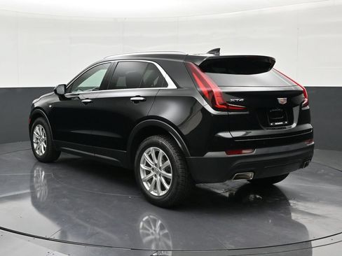 Certified 2023 Cadillac XT4 Luxury FWD image 3