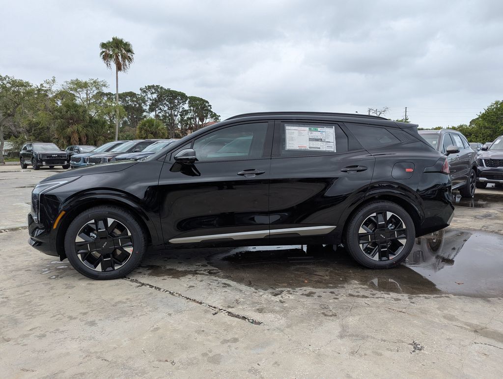 New 2026 Kia Sportage SX FWD image 5