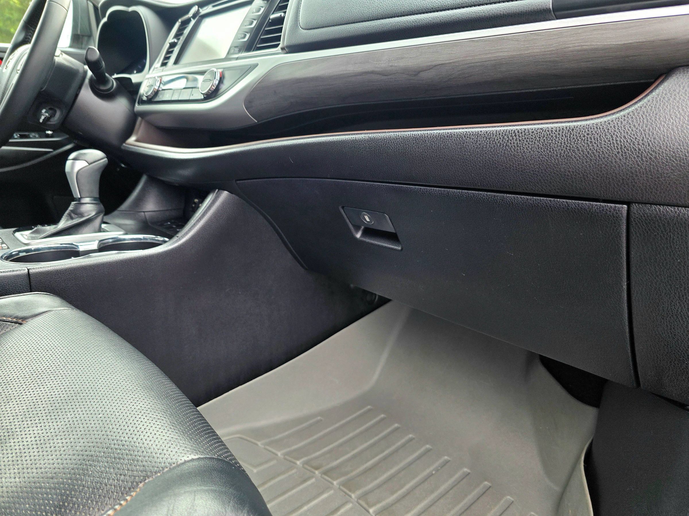 Used 2019 Toyota Highlander Limited AWD/4WD image 52