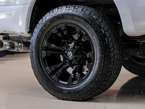 Used 2022 Ford F250 Platinum w/ FX4 Off-Road Package image 52