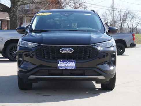 Used 2025 Ford Escape Platinum AWD/4WD image 8