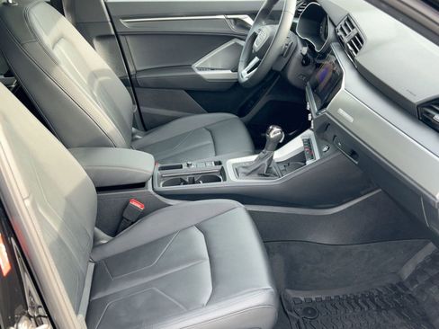 Certified 2025 Audi Q3 2.0T Premium w/ Convenience Package image 28