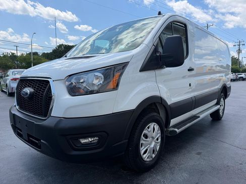 Used 2025 Ford Transit 250 Low Roof w/ Exterior Upgrade Package RWD image 4