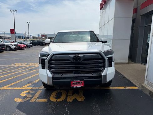 New 2026 Toyota Tundra Limited AWD/4WD image 2
