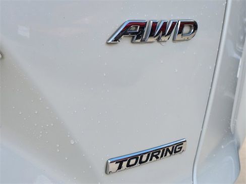 Used 2017 Honda CR-V Touring image 7