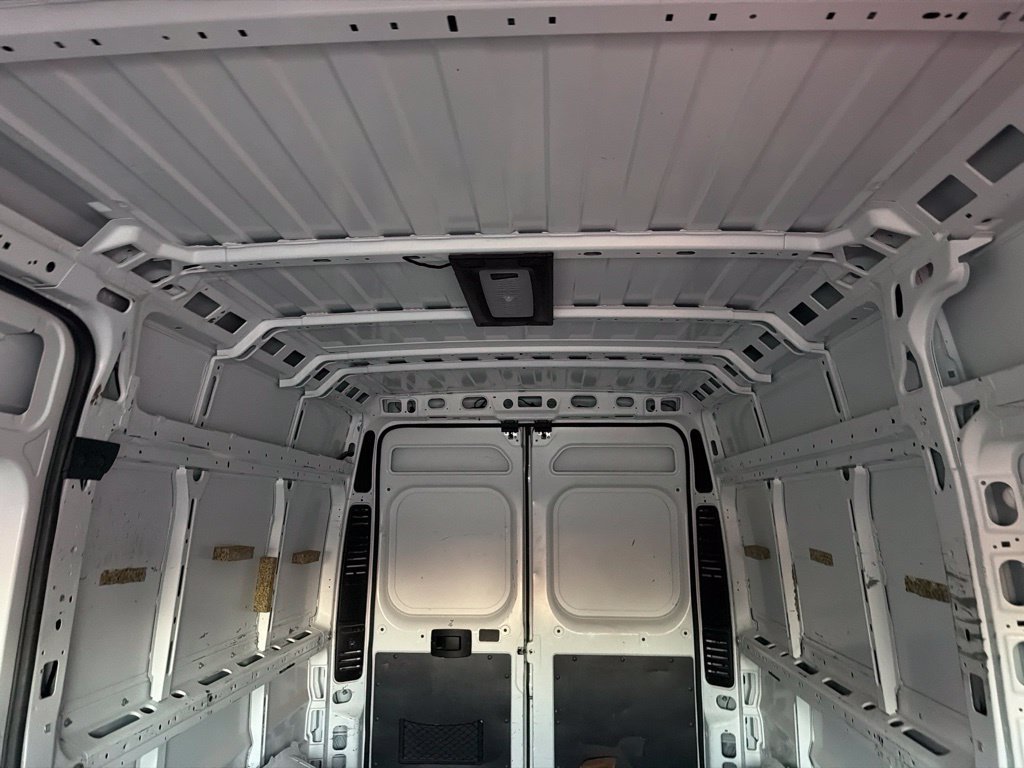 Used 2021 RAM ProMaster 2500 w/ Convenience Group FWD image 11