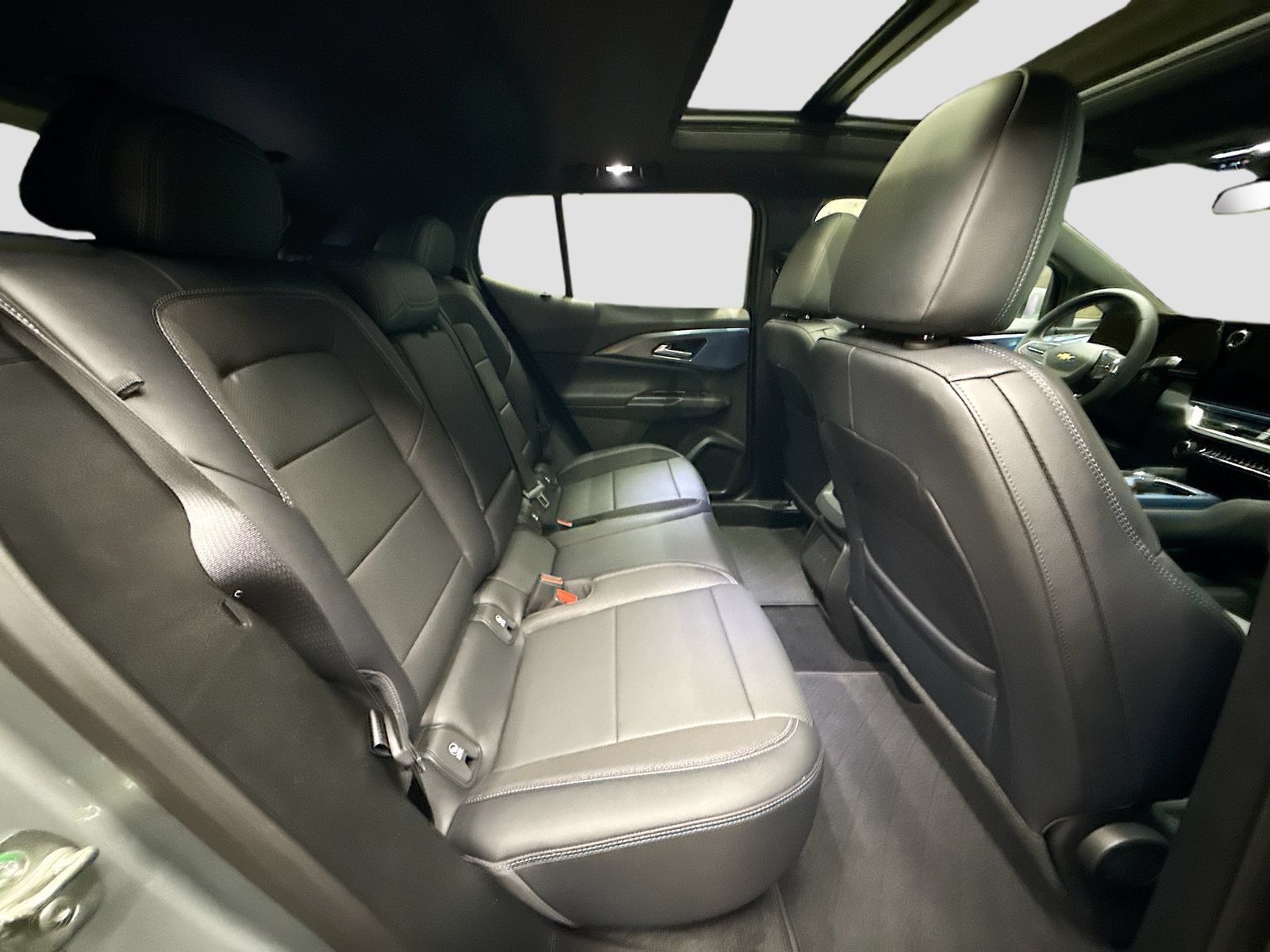 New 2026 Chevrolet Equinox EV LT FWD image 31