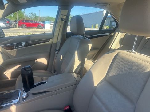 Used 2013 Mercedes-Benz C 300 4MATIC Sedan image 8
