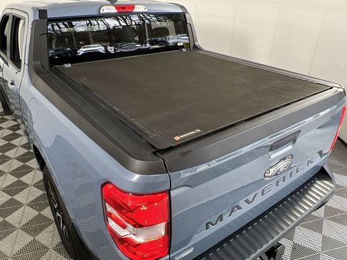 Used 2024 Ford Maverick Lariat image 18