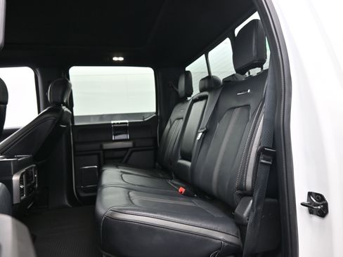 Used 2022 Ford F250 Platinum w/ FX4 Off-Road Package image 16