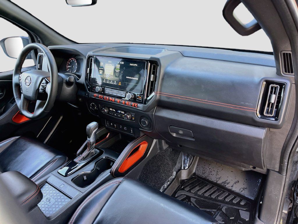 Used 2025 Nissan Frontier PRO-4X w/ Pro Premium Package AWD/4WD image 31
