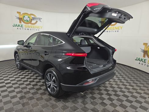 Used 2021 Toyota Venza LE w/ Carpet Mat Package (TMS) AWD/4WD image 31