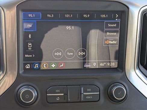 Used 2019 Chevrolet Silverado 1500 LT w/ All-Star Edition image 17