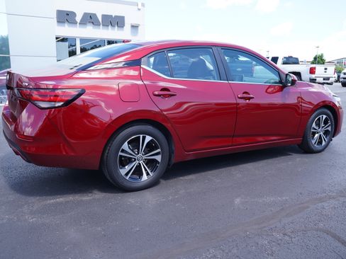 Used 2023 Nissan Sentra SV FWD image 3