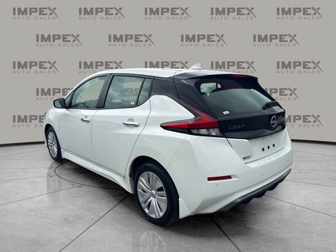 Used 2023 Nissan Leaf S FWD image 2
