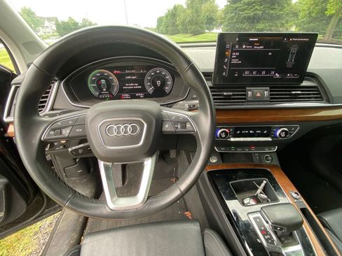 Used 2021 Audi Q5 e Prestige w/ Prestige Package AWD/4WD image 10