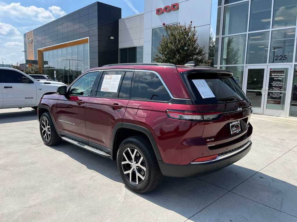 Used 2025 Jeep Grand Cherokee Limited w/ Luxury Tech Group II AWD/4WD image 20